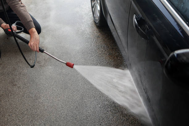 Why Choose Our Certified Pressure Washing Experts for Your Project Needs in Herrin, IL?